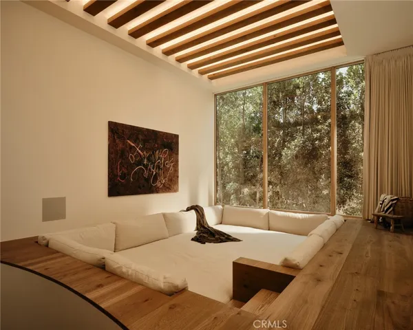 3712 Goodland Avenue, Studio City, California 91604