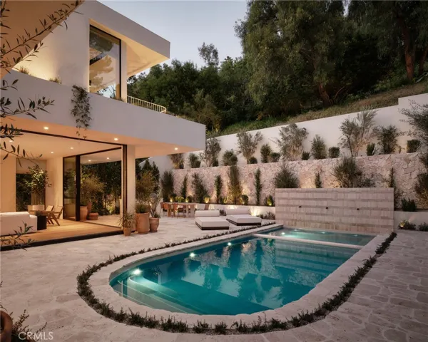 3712 Goodland Avenue, Studio City, California 91604
