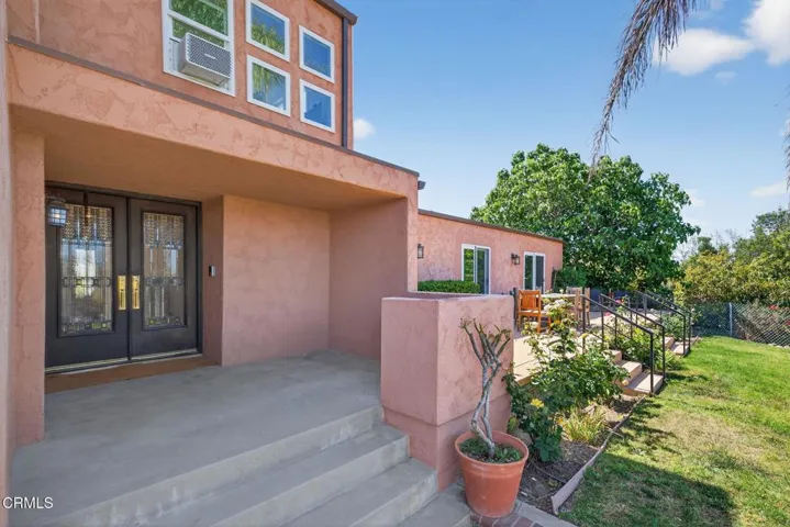 8-web-or-mls-UpmarketMedia-3774Gro-198