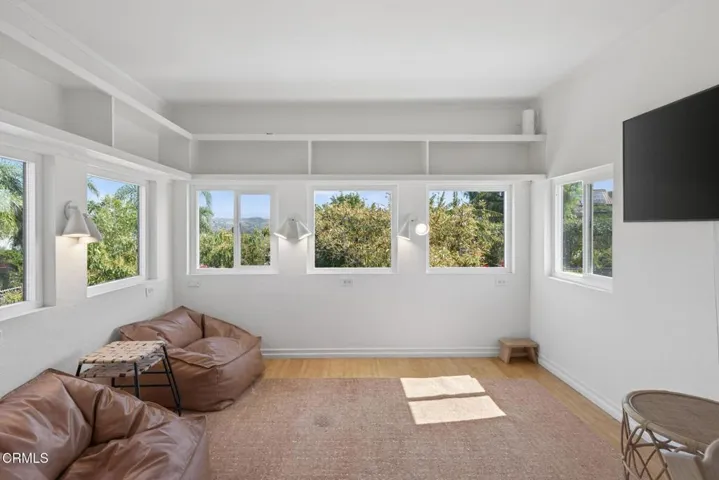 40-web-or-mls-UpmarketMedia-3774Gro-129