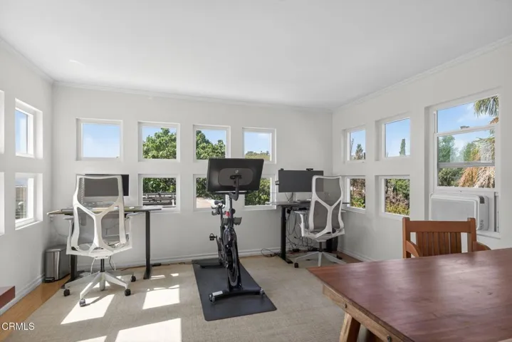 45-web-or-mls-UpmarketMedia-3774Gro-160