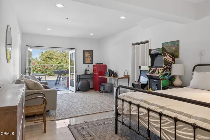 73-web-or-mls-UpmarketMedia-3774Gro-187