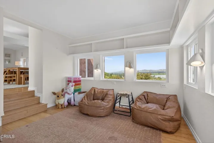 42-web-or-mls-UpmarketMedia-3774Gro-133