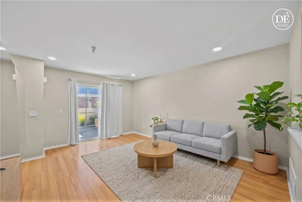 Virtual Staging Living Room