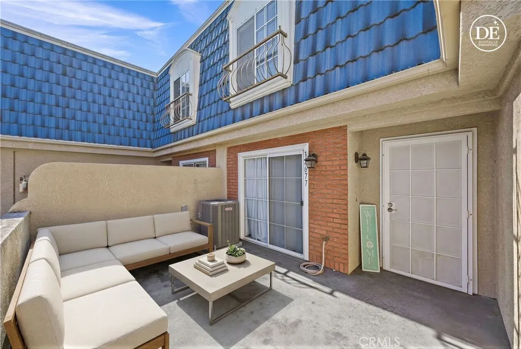 Virtual Staging Patio