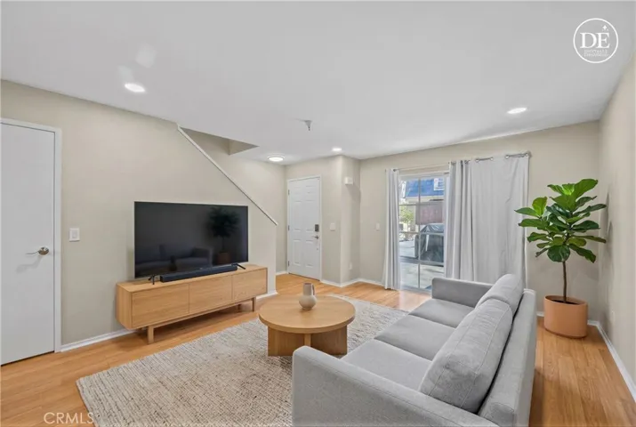 Virtual Staging Living Room