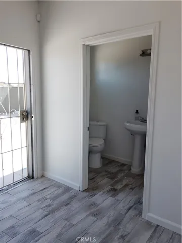 38266 Vacant