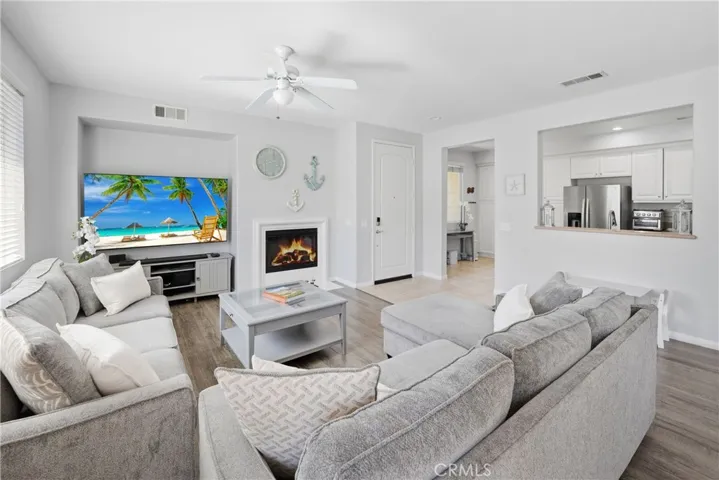 28355 Mirabelle, Saugus, California 91350