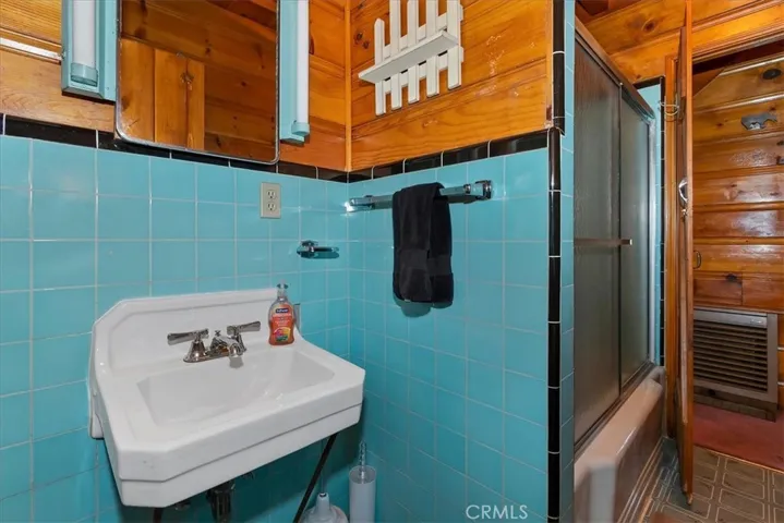 593 Lynn, Big Bear Lake, California 92315