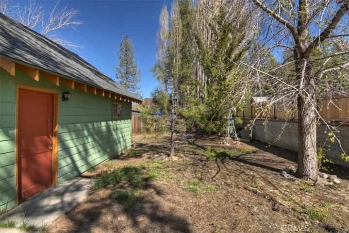 593 Lynn, Big Bear Lake, California 92315