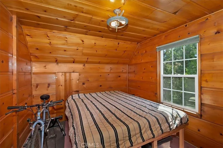 593 Lynn, Big Bear Lake, California 92315