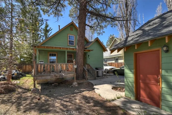 593 Lynn, Big Bear Lake, California 92315