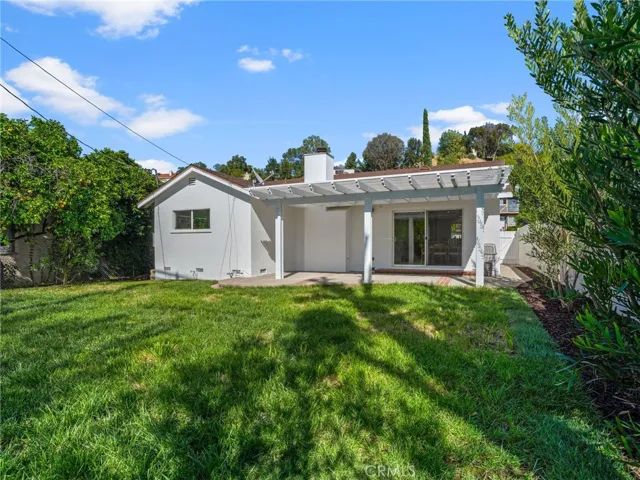 5141 Don Pio Drive, Woodland Hills, California 91364