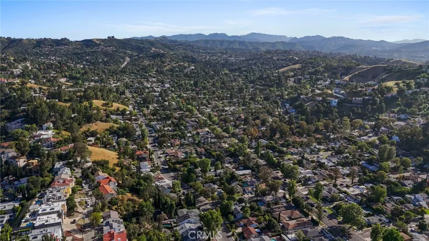 5141 Don Pio Drive, Woodland Hills, California 91364