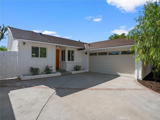 5141 Don Pio Drive, Woodland Hills, California 91364