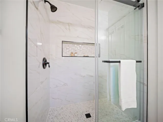 5141 Don Pio Drive, Woodland Hills, California 91364