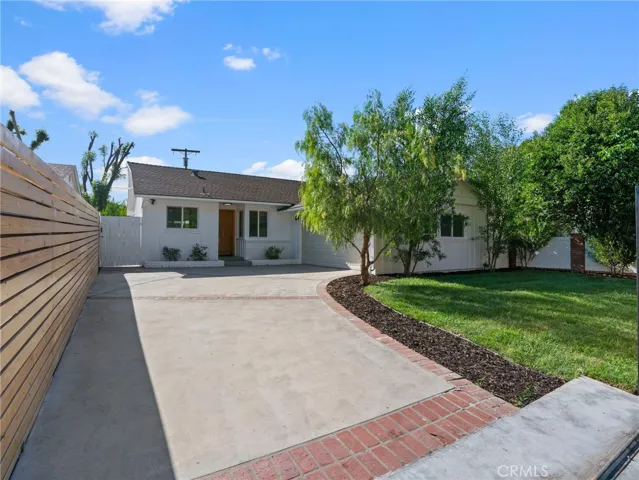 5141 Don Pio Drive, Woodland Hills, California 91364