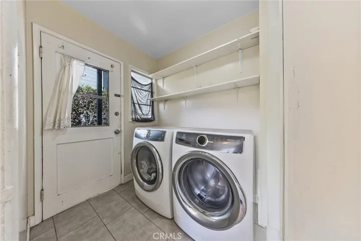 2 of the 1 bedrooms
