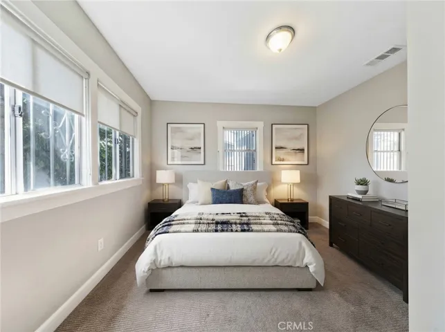 2 Bedroom House - virtually staged