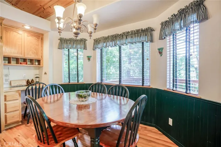 196 B, Lake Arrowhead, California 92352
