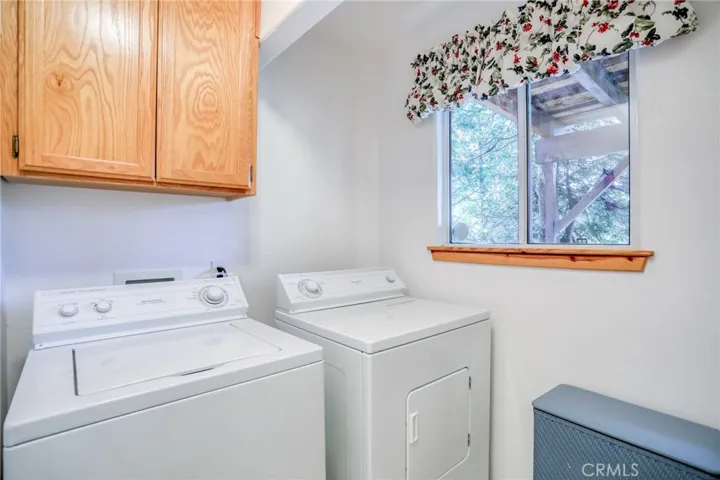 196 B, Lake Arrowhead, California 92352