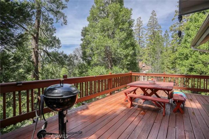 196 B, Lake Arrowhead, California 92352