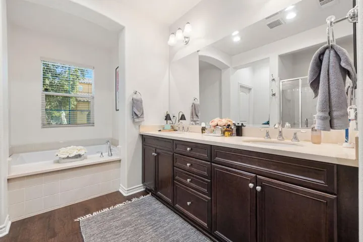 33-web-or-mls-8M4A0435