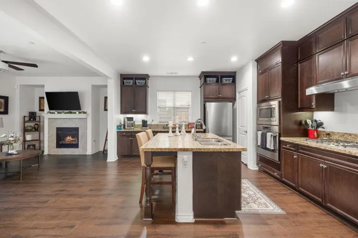 25-web-or-mls-8M4A0490