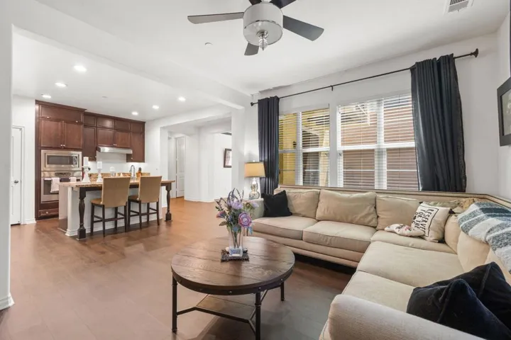 17-web-or-mls-8M4A0530