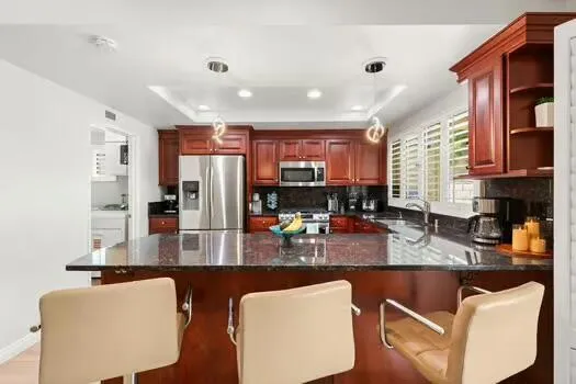 kitchen bar