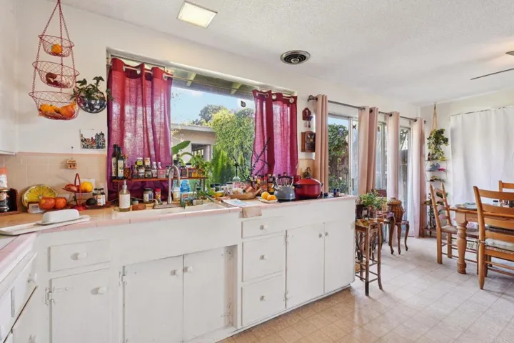 437 Court Ave, Ventura, California 93003