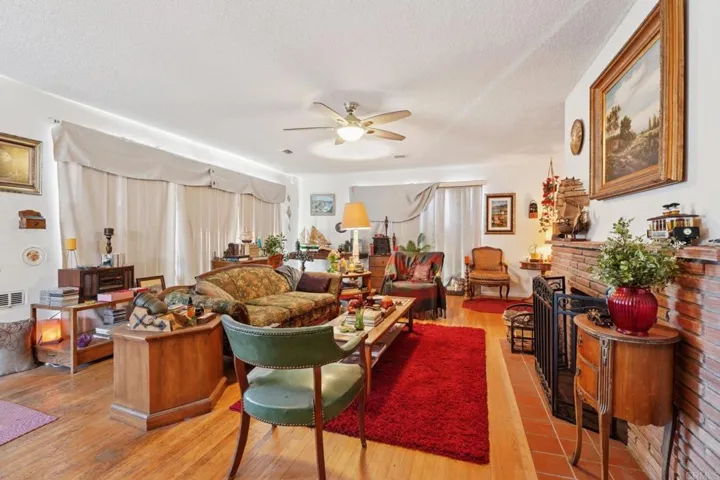 437 Court Ave, Ventura, California 93003