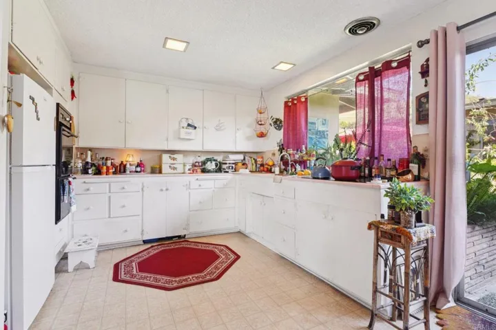 437 Court Ave, Ventura, California 93003