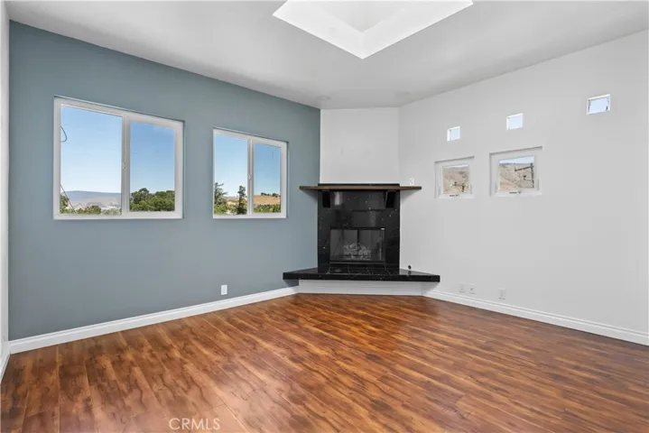 592 Stoneridge, San Luis Obispo, California 93401