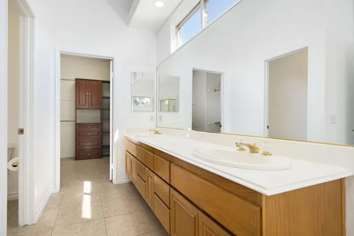 36-web-or-mls-GSNaples_OPMG_0426_036