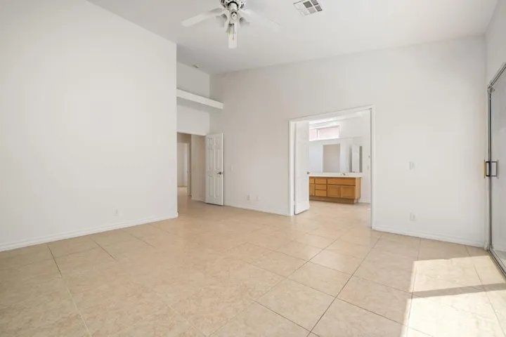 35-web-or-mls-GSNaples_OPMG_0426_035