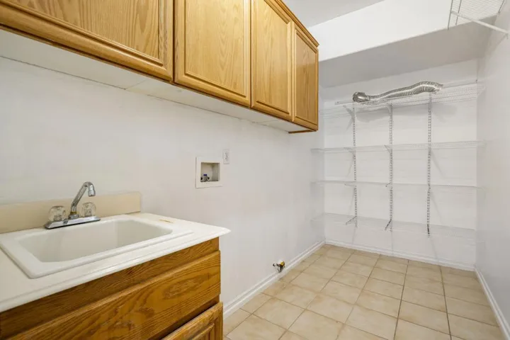43-web-or-mls-GSNaples_OPMG_0426_043