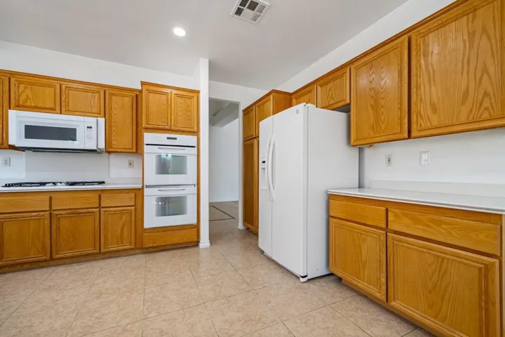 22-web-or-mls-GSNaples_OPMG_0426_022
