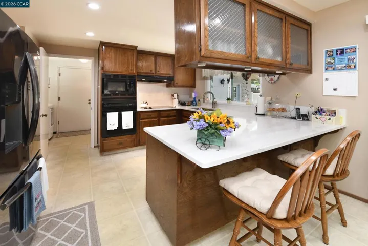 U SHAPED KITCHEN DESIGN