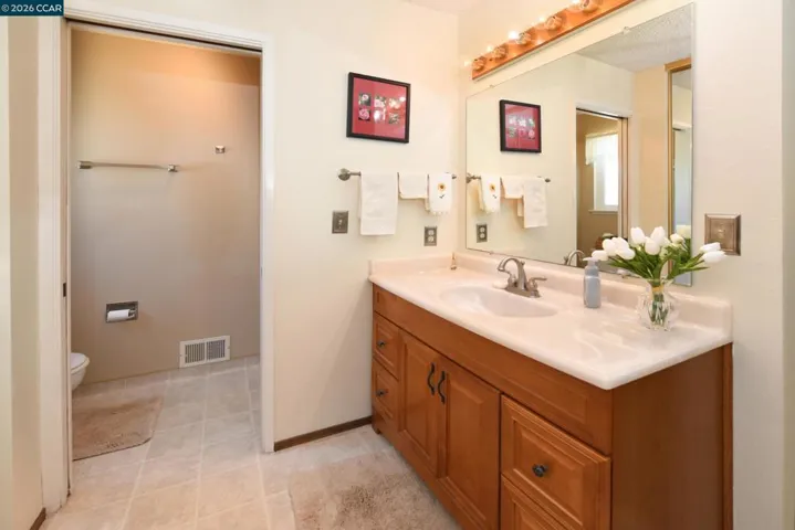MASTER BATH VANITY
