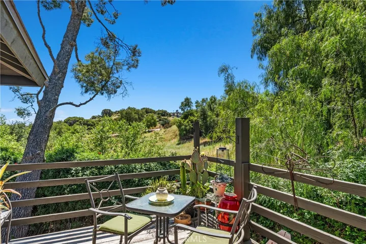 9201 Grundy Lane, Chatsworth, California 91311