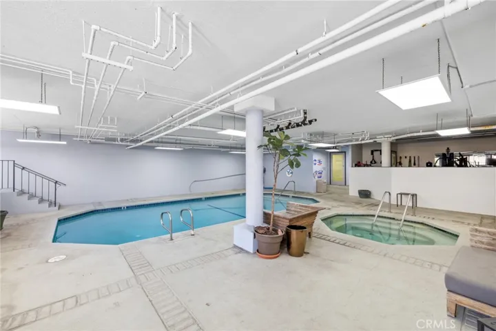 1271 Granville Avenue 102, Los Angeles, California 90025