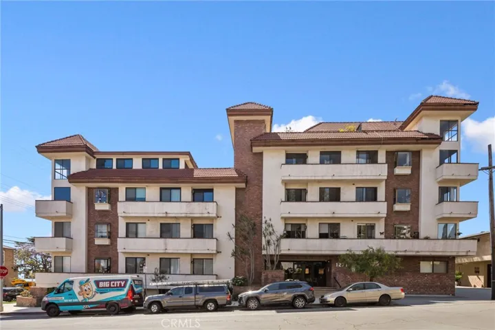 1271 Granville Avenue 102, Los Angeles, California 90025