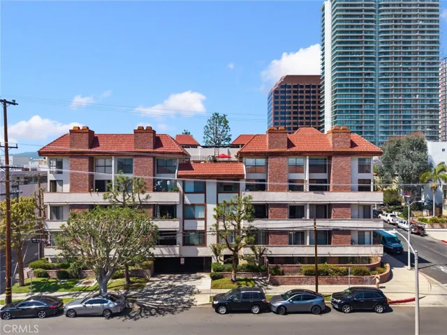 1271 Granville Avenue 102, Los Angeles, California 90025