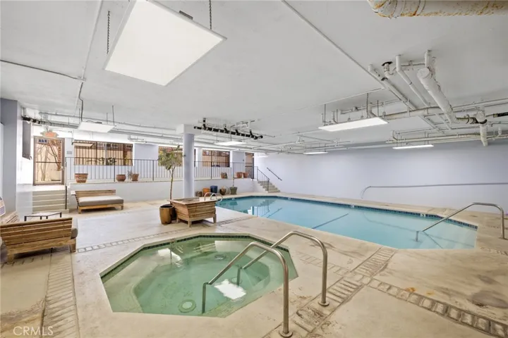 1271 Granville Avenue 102, Los Angeles, California 90025