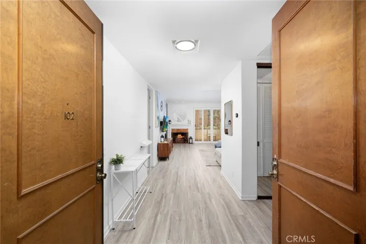 1271 Granville Avenue 102, Los Angeles, California 90025