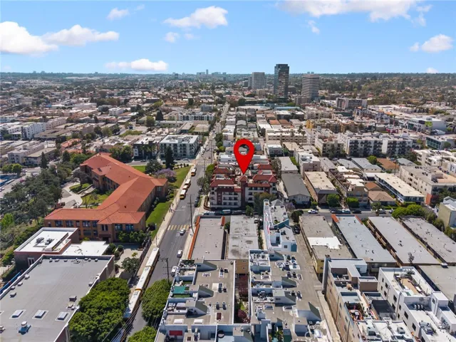 1271 Granville Avenue 102, Los Angeles, California 90025