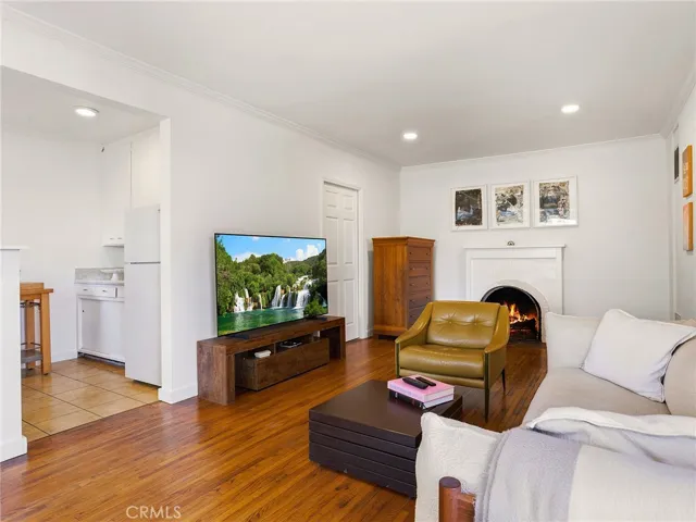 ADU