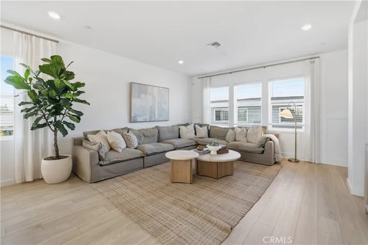 PHOTOS ARE OF MODEL MATCH - INTERIOR AND EXTERIOR FINISHES MAY VARY