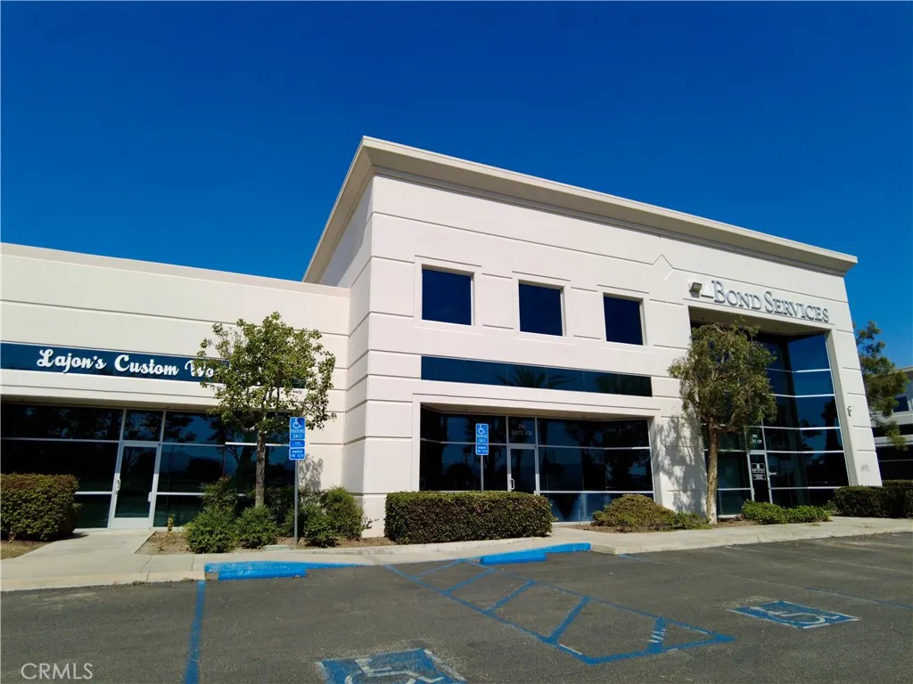 290 W Orange Show 108, San Bernardino, California 92408 — photo 4